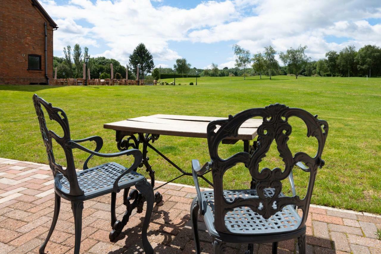 The Stratford Park Hotel & Golf Club Exterior photo
